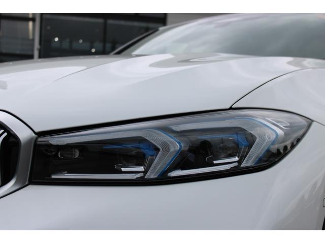 ３シリーズ ３２０ｄ　ｘＤｒｉｖｅ　Ｍスポーツ　正規認定中古車、１８インチアロイホイール、アンビエントライト、電動フロントシート、プライバシーガラス（リアガラス）、シートヒーター（フロント左右）、ハイビーム・アシスタント、スルーローディングシステム（4枚目）