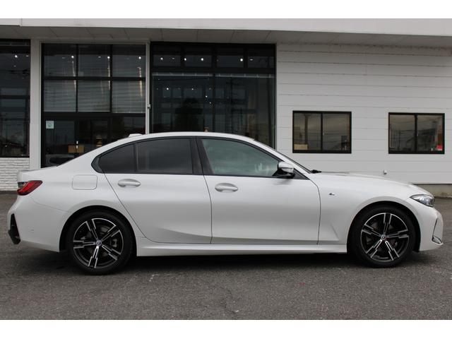 ３シリーズ ３２０ｄ　ｘＤｒｉｖｅ　Ｍスポーツ　正規認定中古車、１８インチアロイホイール、アンビエントライト、電動フロントシート、プライバシーガラス（リアガラス）、シートヒーター（フロント左右）、ハイビーム・アシスタント、スルーローディングシステム（8枚目）
