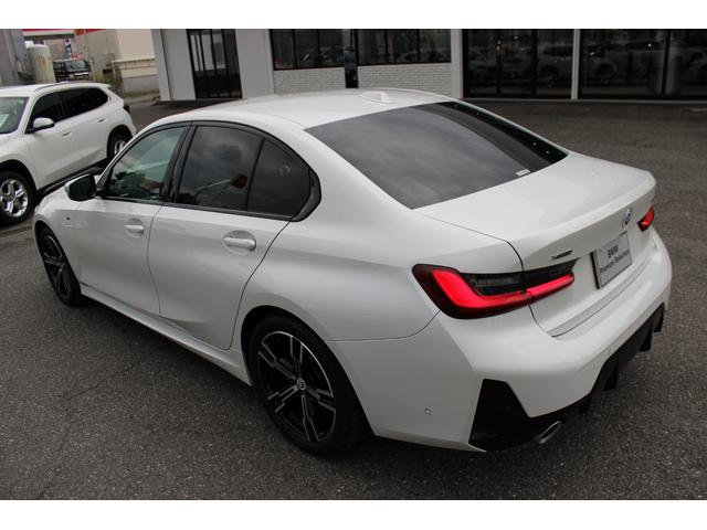 ３シリーズ ３２０ｄ　ｘＤｒｉｖｅ　Ｍスポーツ　正規認定中古車、１８インチアロイホイール、アンビエントライト、電動フロントシート、プライバシーガラス（リアガラス）、シートヒーター（フロント左右）、ハイビーム・アシスタント、スルーローディングシステム（15枚目）