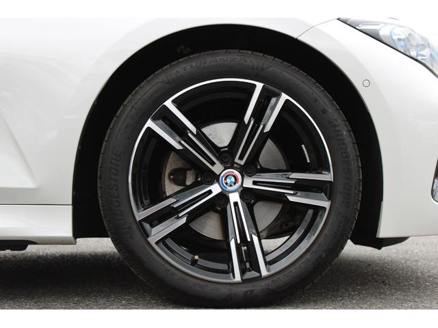 ３シリーズ ３２０ｄ　ｘＤｒｉｖｅ　Ｍスポーツ　正規認定中古車、１８インチアロイホイール、アンビエントライト、電動フロントシート、プライバシーガラス（リアガラス）、シートヒーター（フロント左右）、ハイビーム・アシスタント、スルーローディングシステム（64枚目）