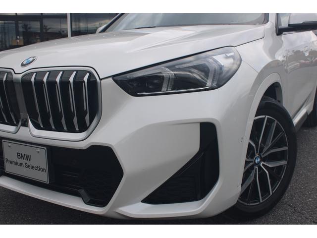 Ｘ１ ｘＤｒｉｖｅ　２０ｄ　Ｍスポーツ　正規認定中古車　１８インチアロイホイール　アダプティブＭサスペンション　フロントシートヒーター　フロント電動シート　ハイビームアシスタント　ヘッドアップディスプレイ　アップルカープレイ（3枚目）