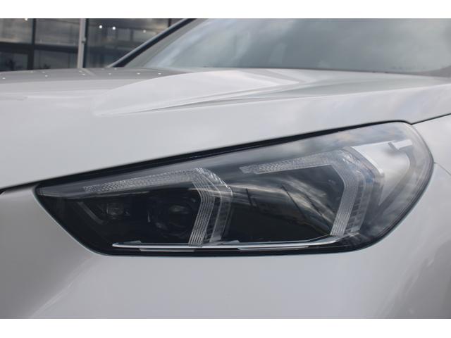 Ｘ１ ｘＤｒｉｖｅ　２０ｄ　Ｍスポーツ　正規認定中古車　１８インチアロイホイール　アダプティブＭサスペンション　フロントシートヒーター　フロント電動シート　ハイビームアシスタント　ヘッドアップディスプレイ　アップルカープレイ（4枚目）