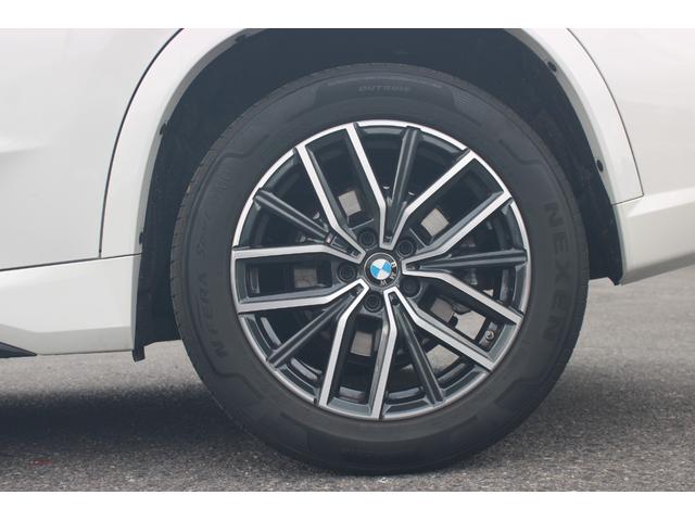 Ｘ１ ｘＤｒｉｖｅ　２０ｄ　Ｍスポーツ　正規認定中古車　１８インチアロイホイール　アダプティブＭサスペンション　フロントシートヒーター　フロント電動シート　ハイビームアシスタント　ヘッドアップディスプレイ　アップルカープレイ（7枚目）