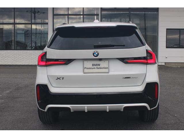 Ｘ１ ｘＤｒｉｖｅ　２０ｄ　Ｍスポーツ　正規認定中古車　１８インチアロイホイール　アダプティブＭサスペンション　フロントシートヒーター　フロント電動シート　ハイビームアシスタント　ヘッドアップディスプレイ　アップルカープレイ（14枚目）