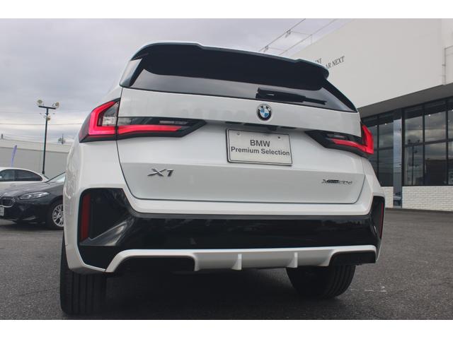 Ｘ１ ｘＤｒｉｖｅ　２０ｄ　Ｍスポーツ　正規認定中古車　１８インチアロイホイール　アダプティブＭサスペンション　フロントシートヒーター　フロント電動シート　ハイビームアシスタント　ヘッドアップディスプレイ　アップルカープレイ（20枚目）