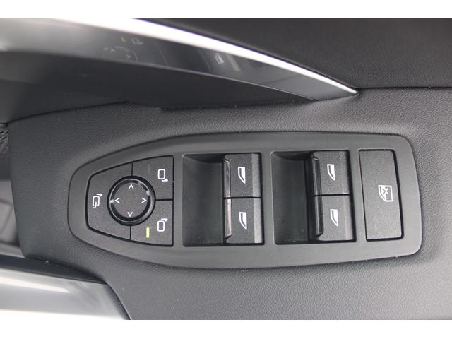 Ｘ１ ｘＤｒｉｖｅ　２０ｄ　Ｍスポーツ　正規認定中古車　１８インチアロイホイール　アダプティブＭサスペンション　フロントシートヒーター　フロント電動シート　ハイビームアシスタント　ヘッドアップディスプレイ　アップルカープレイ（23枚目）