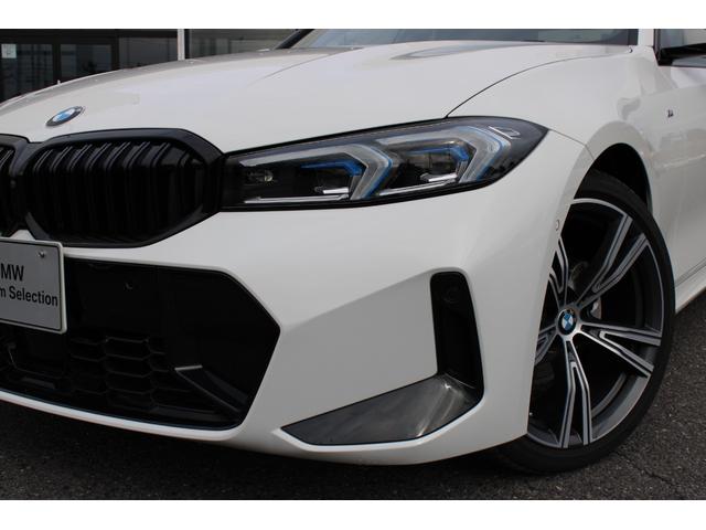 3シリーズ 320d xDriveMスポーツエディションシャドー 正規認定中古車 19インチアロイホイール コンフォートアクセス フロント電動シート フロントシートヒーター ハイビームアシスタント アンビエントライト 電動トランク アップルカープレイ(3枚目)