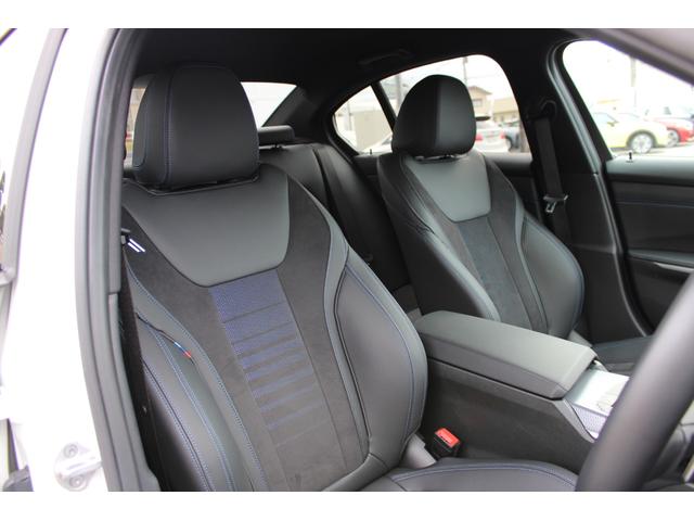 3シリーズ 320d xDriveMスポーツエディションシャドー 正規認定中古車 19インチアロイホイール コンフォートアクセス フロント電動シート フロントシートヒーター ハイビームアシスタント アンビエントライト 電動トランク アップルカープレイ(26枚目)