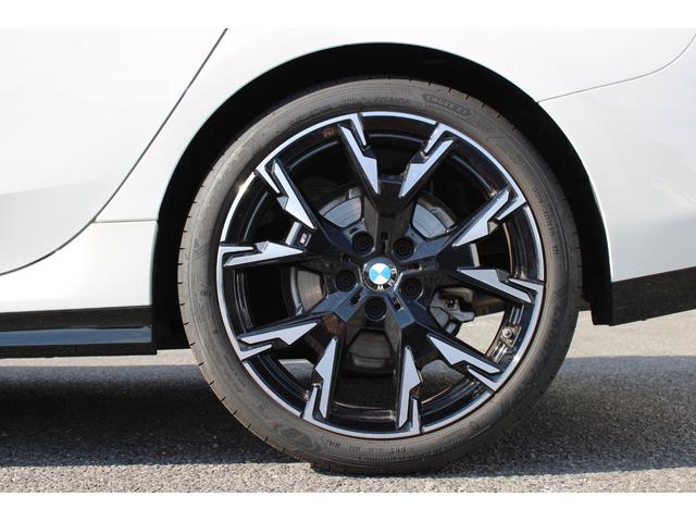 ２シリーズ ２２０ｄグランクーペ　Ｍスポーツ　正規認定中古車　弊社デモカー　１９インチアロイホイール　アダプティブＭサスペンション　電動フロントシート　フロントシートヒーター　ヘッドアップディスプレイ　ハーマンカードンサラウンドシステム（6枚目）