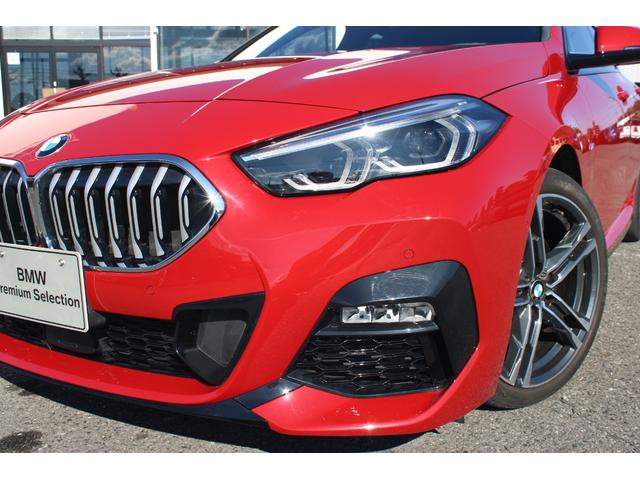 2シリーズ 218dグランクーペ Mスポーツエディションジョイ+ 正規認定中古車 18インチアロイホイール コンフォートアクセス ハイビームアシスタント アクティブクルーズコントロール ライトパッケージ パーキングアシスト ワイヤレスチャージング(3枚目)