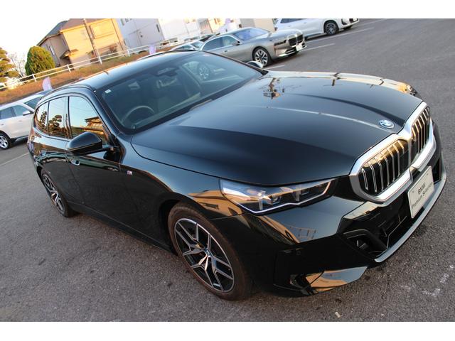 i5 eDrive 40ツーリング エクセレンス 正規認定中古車 弊社デモカー 20インチアロイホイール Mスポーツパッケージ クラフテッドガラスフィニッシュ フロント・リアシートヒーター パノラマガラスサンルーフ アップルカープレイ(16枚目)