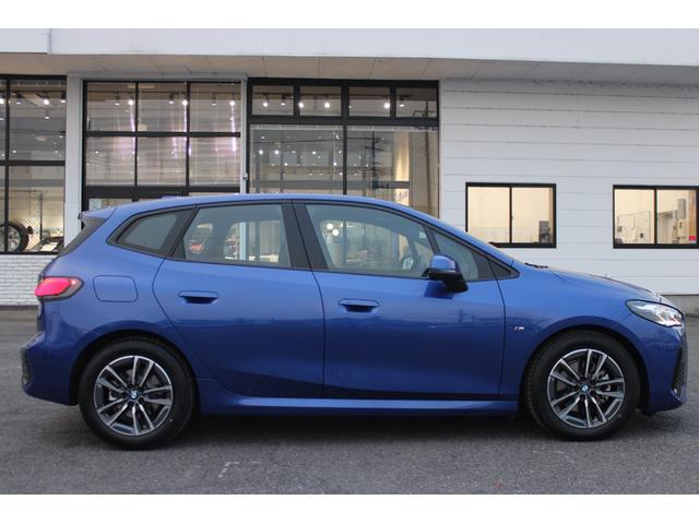 2シリーズ 218dアクティブツアラー Mスポーツ 正規認定中古車 弊社デモカー 17インチアロイホイール Mスポーツパッケージ コンフォートアクセス フロント電動シート フロントシートヒーター スポーツシート アダプティブLEDヘッドライト(12枚目)