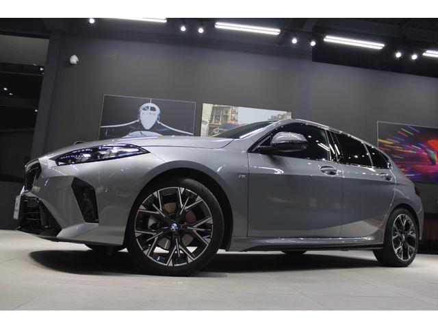 １シリーズ １２０　Ｍスポーツ　正規認定中古車　１８インチアロイホイール　Ｍスポーツパッケージ　フロント電動シート　フロントシートヒーター　ハイビームアシスタント　ヘッドアップディスプレイ　コンフォートアクセス（5枚目）