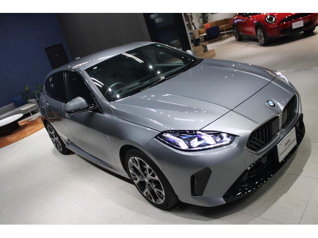 １シリーズ １２０　Ｍスポーツ　正規認定中古車　１８インチアロイホイール　Ｍスポーツパッケージ　フロント電動シート　フロントシートヒーター　ハイビームアシスタント　ヘッドアップディスプレイ　コンフォートアクセス（17枚目）