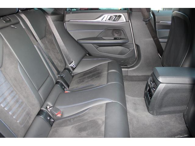 ４シリーズ ４２０ｉグランクーペ　Ｍスポーツハイラインパッケージ　正規認定中古車　Ｍスポーツパッケージ　１９インチアロイホイール　アンビエントライト　フロントシートヒーター　ハイアップルカープレイビームアシスタント　ＨＩＦＩスピーカー　電動フロントシート（59枚目）