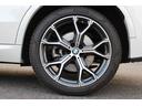 ｘＤｒｉｖｅ　４０ｄ　Ｍスポーツ　正規認定中古車　２１インチアロイホイール　前後シートヒーター　パノラマガラスサンルーフ　フロントベンチレーションシート　レザーシート　全方位カメラ　アップルカープレイ　エアサスペンション（64枚目）