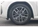 Ｘ１ ｘＤｒｉｖｅ　２０ｄ　Ｍスポーツ　正規認定中古車　１８インチアロイホイール　アダプティブＭサスペンション　フロントシートヒーター　フロント電動シート　ハイビームアシスタント　ヘッドアップディスプレイ　アップルカープレイ（6枚目）