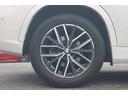 Ｘ１ ｘＤｒｉｖｅ　２０ｄ　Ｍスポーツ　正規認定中古車　１８インチアロイホイール　アダプティブＭサスペンション　フロントシートヒーター　フロント電動シート　ハイビームアシスタント　ヘッドアップディスプレイ　アップルカープレイ（8枚目）