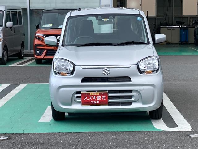 アルト ＨＹＢＲＩＤ　Ｓ　アルトは高さが低めのお車のため立体駐車場でも駐車できるようになっております。また燃費の面ではスズキ車の中でも最も良いため普段使いとしても最適なお車でこちらはマイルドハイブリッド搭載となっております！（2枚目）