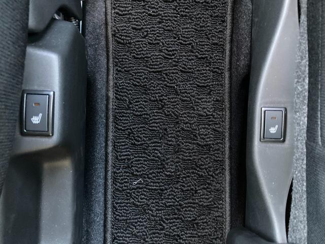 ソリオ バンディット　ＨＹＢＲＩＤ　ＭＶ　３型　ナビ・ＥＴＣ付　バックカメラ　　Ｂｌｕｅｔｏｏｔｈ　スライドドア　純正ナビ　プッシュスタート　シートヒーター　オートエアコン　ＥＴＣ　禁煙車　スズキセーフティーサポート　衝突被害軽減システム　アイドリングストップ（25枚目）