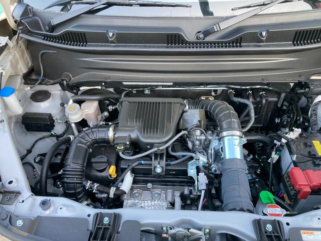 クロスビー ＨＹＢＲＩＤ　ＭＺ　４型　全方位カメラ付きナビ　バックカメラ　オートライト　Ｂｌｕｅｔｏｏｔｈ　純正ナビ　プッシュスタート　シートヒーター　オートエアコン　ＥＴＣ　禁煙車　スズキセーフティーサポート　衝突被害軽減システム　アイドリングストップ（18枚目）