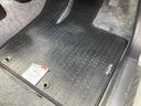 フロアマット付きのお車です。