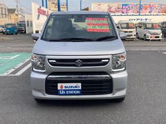 ���Ҥϥ�����������ң�������л��ľ������Ź�������������ǥ����顼�ˤǤ������ҤΥ�åȡ��ϡ������¡ס��ֿƿȡס��ֿ����פǡ������ͤ�˭���ʥ����饤�դ�¸����뤿��Τ��������򤵤��Ƥ��������ޤ��� 2