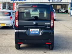 ��Ź�ϥ�������ľ��Ź�Ǥ��ꡢ�������ʤμ�갷���򤷤Ƥ���ޤ��� 3