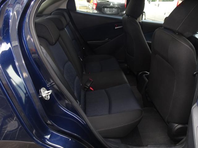 デミオ ＸＤ　衝突被害軽減ブレーキ　ＬＥＤコンフォートパッケージ　オートエアコン　レインセンサー付きフロントワイパー　オートライト　クルーうコントロール　シートヒーター　純正ナビ　テレビ　ＣＤ　ＢＬスマートキー２本（13枚目）