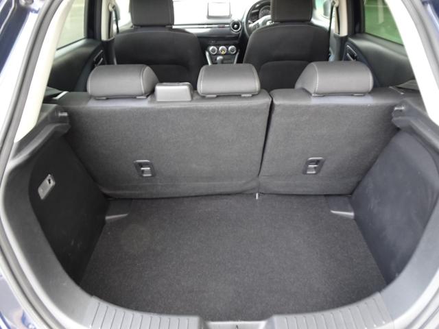 デミオ ＸＤ　衝突被害軽減ブレーキ　ＬＥＤコンフォートパッケージ　オートエアコン　レインセンサー付きフロントワイパー　オートライト　クルーうコントロール　シートヒーター　純正ナビ　テレビ　ＣＤ　ＢＬスマートキー２本（16枚目）