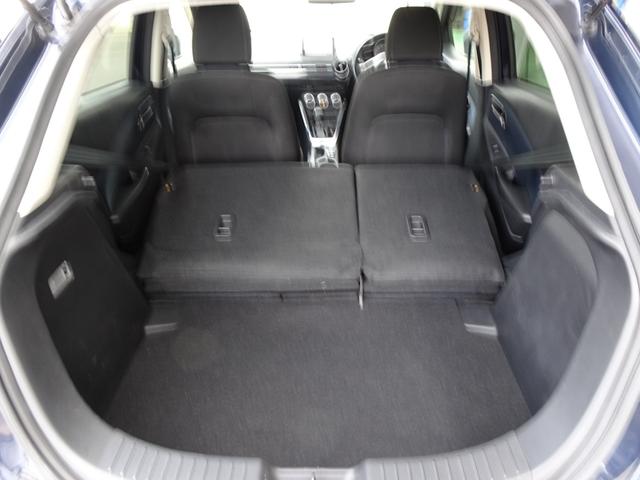 デミオ ＸＤ　衝突被害軽減ブレーキ　ＬＥＤコンフォートパッケージ　オートエアコン　レインセンサー付きフロントワイパー　オートライト　クルーうコントロール　シートヒーター　純正ナビ　テレビ　ＣＤ　ＢＬスマートキー２本（17枚目）