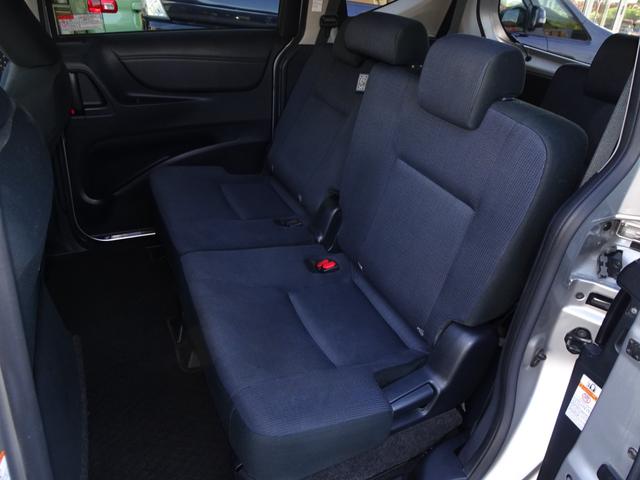 シエンタ Ｇ　トヨタセイフティセンス　両側パワースライドドア　ナビ連動ビルトインＥＴＣ２．０　純正ナビ　テレビ　ＣＤ　ＤＶＤ　ブルートゥース　バックカメラ　後席モニター　ＬＥＤヘッドライト　フォグ　スマートキー２本（20枚目）