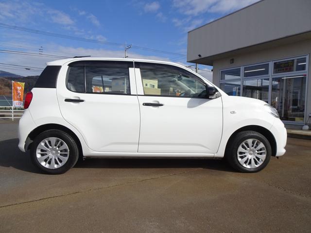 パッソ X S スマートアシスト2 衝突被害軽減ブレーキ アクセル踏み間違い急発進抑制装置 ナビ TV ブルートゥース対応 CD ETC キーレス(5枚目)