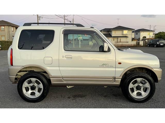 ジムニー ランドベンチャー(4枚目)