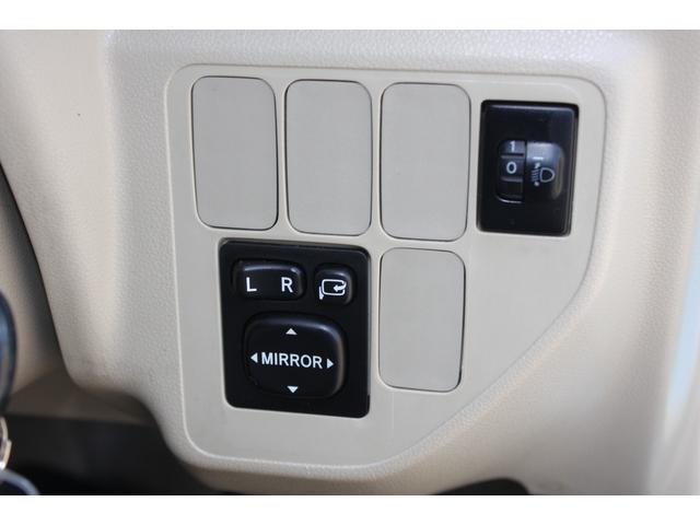 エッセ Ｘ　後期モデル　４ＡＴ　走行２１．８００キロ　ベージュ内装色　ＡＢＳ　Ｗエアバック　プライバシーガラス　キーレスキー　純正ＣＤ　禁煙車（17枚目）