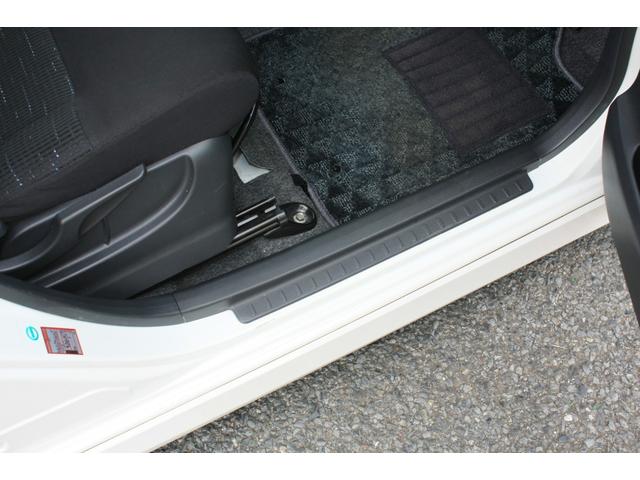 ムーヴ カスタム　ＲＳ　後期モデル　ターボ　メモリーナビ　フルセグＴＶ　ＣＤ／ＤＶＤビデオ　Ｂｌｕｅｔｏｏｔｈ　ＬＥＤライト　ＥＴＣ　エコアイドル　スマートキー　プッシュスタート　ブリッツＺＺＲ車高調　社外１４インチアルミ（29枚目）
