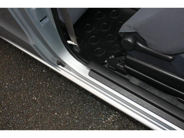 ミラ TX バンモデル最終型 5速MT 走行11.200キロ パワーウインド エアコン パワステ ABS Wエアバック 禁煙車(35枚目)