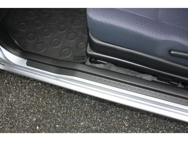 ミラ TX バンモデル最終型 5速MT 走行11.200キロ パワーウインド エアコン パワステ ABS Wエアバック 禁煙車(40枚目)