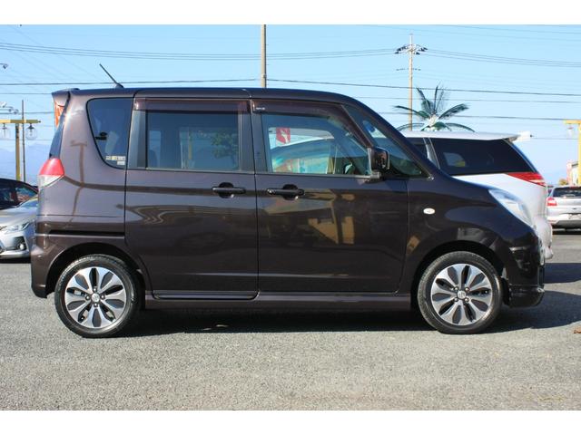 ソリオ Ｘ　黒内装色　ＳＤナビ　ワンセグＴＶ　ＣＤ　電動ドア　ＥＴＣ　ＡＢＳ　Ｗエアバック　キーフリー　プッシュスタート　オートエアコン　純正アルミ　禁煙車　純正エアロ　禁煙車（9枚目）