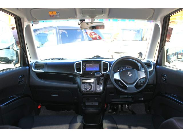 ソリオ Ｘ　黒内装色　ＳＤナビ　ワンセグＴＶ　ＣＤ　電動ドア　ＥＴＣ　ＡＢＳ　Ｗエアバック　キーフリー　プッシュスタート　オートエアコン　純正アルミ　禁煙車　純正エアロ　禁煙車（10枚目）