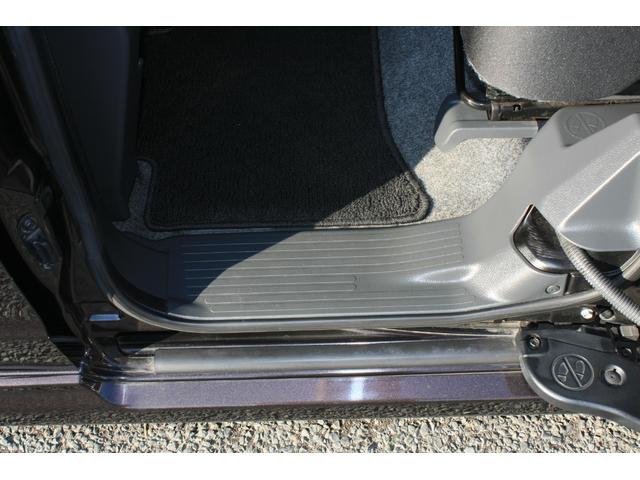 ソリオ Ｘ　黒内装色　ＳＤナビ　ワンセグＴＶ　ＣＤ　電動ドア　ＥＴＣ　ＡＢＳ　Ｗエアバック　キーフリー　プッシュスタート　オートエアコン　純正アルミ　禁煙車　純正エアロ　禁煙車（49枚目）