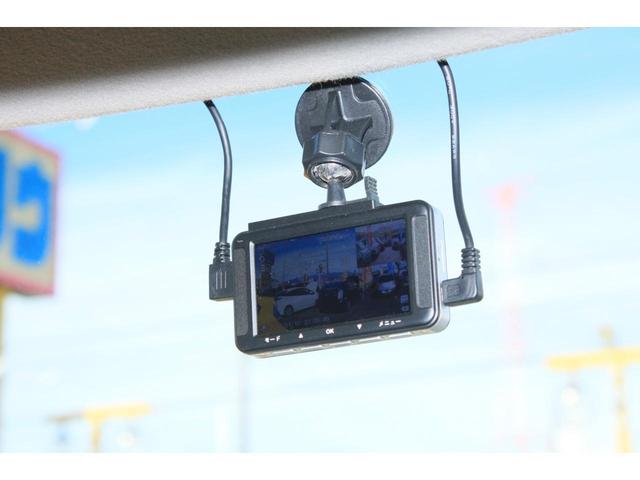 Ｎ－ＢＯＸ Ｇ　両側スライドドア　ベージュ内装色　オートエアコン　ＡＢＳ　Ｗエアバック　スマートキー　プッシュスタート　プライバシーガラス　アイドリングストップ　社外１４インチアルミ　禁煙車（21枚目）