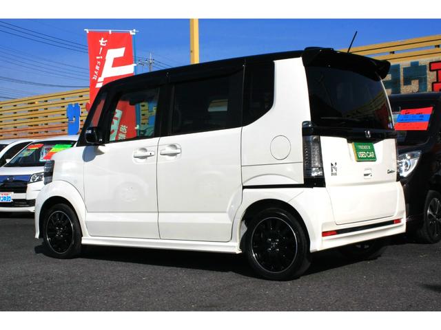 N-BOXカスタム 2トーンカラースタイル G・ターボLパッケージ ブラックルーフ ターボモデル パドル7速MTモードCVT 両側電動スライドドア SDナビ ワンセグTV CD/DVDビデオ Bluetooth バックカメラ クルーズコントロール 禁煙車(21枚目)