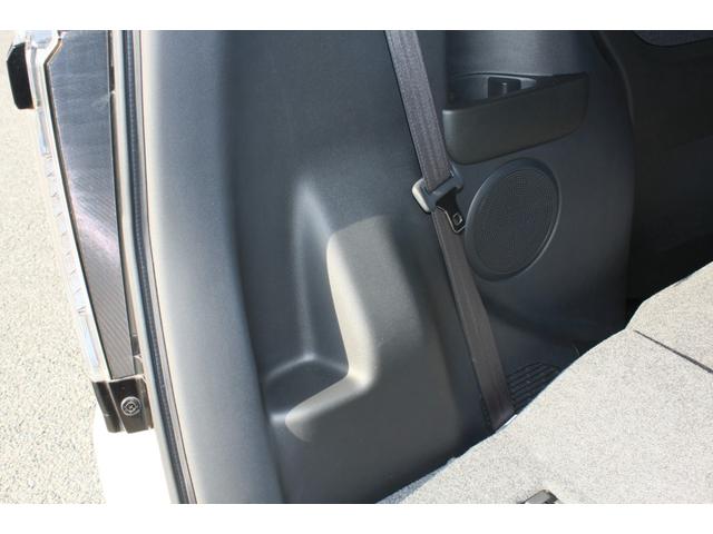 N-BOXカスタム 2トーンカラースタイル G・ターボLパッケージ ブラックルーフ ターボモデル パドル7速MTモードCVT 両側電動スライドドア SDナビ ワンセグTV CD/DVDビデオ Bluetooth バックカメラ クルーズコントロール 禁煙車(65枚目)