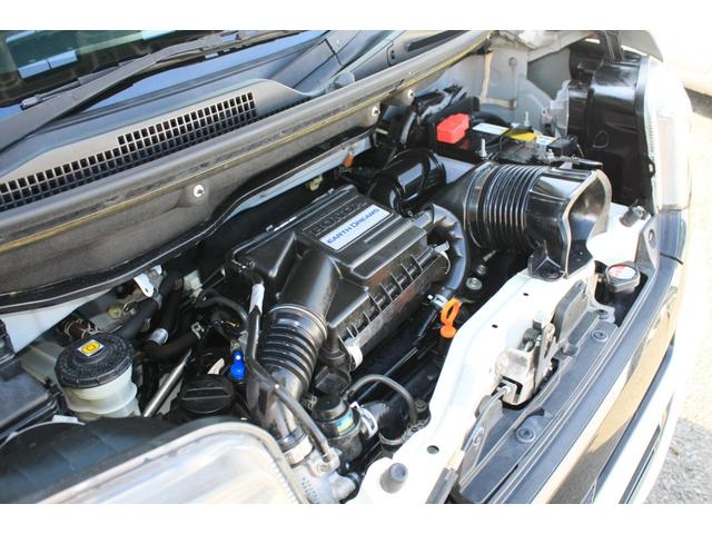 N-BOXカスタム 2トーンカラースタイル G・ターボLパッケージ ブラックルーフ ターボモデル パドル7速MTモードCVT 両側電動スライドドア SDナビ ワンセグTV CD/DVDビデオ Bluetooth バックカメラ クルーズコントロール 禁煙車(75枚目)