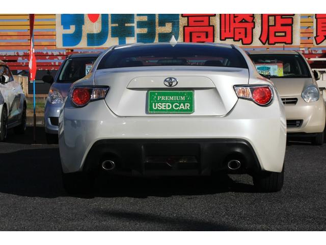 ８６ Ｇ　６速ＭＴ　レクサスタイプフロントバンパー　ＳＤナビ　フルセグＴＶ　ＣＤ／ＤＶＤビデオ　Ｂｌｕｅｔｏｏｔｈ　ＥＴＣ　ＡＢＳ　８エアバック　キーレスキー　社外ＬＥＤライト　Ｘスピード１６ｉｎアルミ　禁煙車（8枚目）