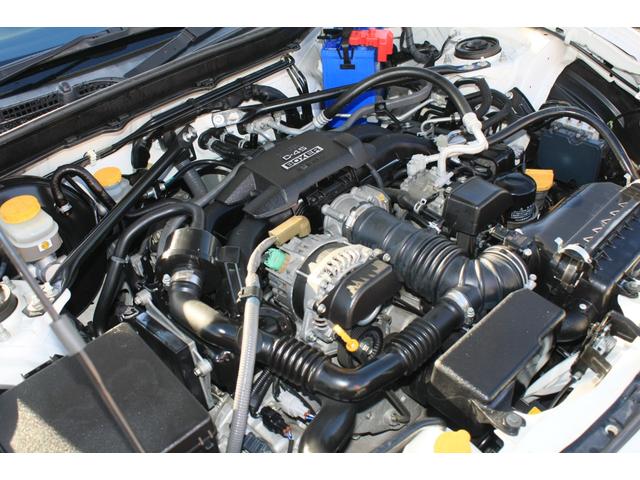 ８６ Ｇ　６速ＭＴ　レクサスタイプフロントバンパー　ＳＤナビ　フルセグＴＶ　ＣＤ／ＤＶＤビデオ　Ｂｌｕｅｔｏｏｔｈ　ＥＴＣ　ＡＢＳ　８エアバック　キーレスキー　社外ＬＥＤライト　Ｘスピード１６ｉｎアルミ　禁煙車（12枚目）