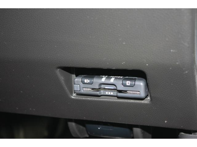 スイフトスポーツ ベースグレード 2型モデル 全方位カメラ デュアルセンサーブレーキサポート ワイドナビ/フルセグ/CD/DVDビデオ/BT 追加メーター×2(過給/油圧) ボンネットダンパー 社アルミ/マフラー 雹害歴少あり(22枚目)