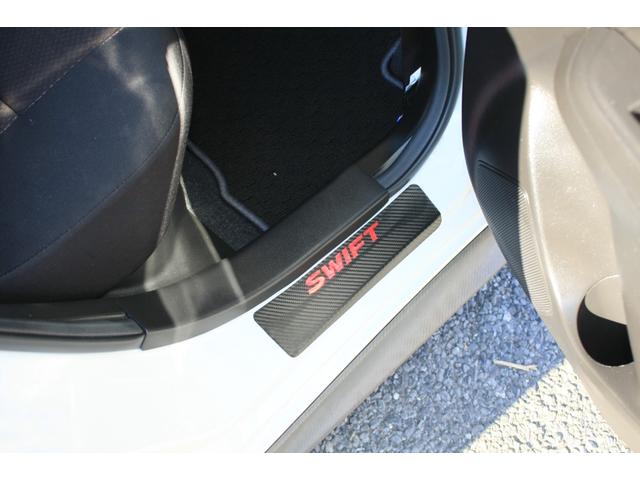 スイフトスポーツ ベースグレード 2型モデル 全方位カメラ デュアルセンサーブレーキサポート ワイドナビ/フルセグ/CD/DVDビデオ/BT 追加メーター×2(過給/油圧) ボンネットダンパー 社アルミ/マフラー 雹害歴少あり(34枚目)
