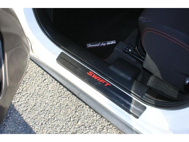 スイフトスポーツ ベースグレード 2型モデル 全方位カメラ デュアルセンサーブレーキサポート ワイドナビ/フルセグ/CD/DVDビデオ/BT 追加メーター×2(過給/油圧) ボンネットダンパー 社アルミ/マフラー 雹害歴少あり(39枚目)